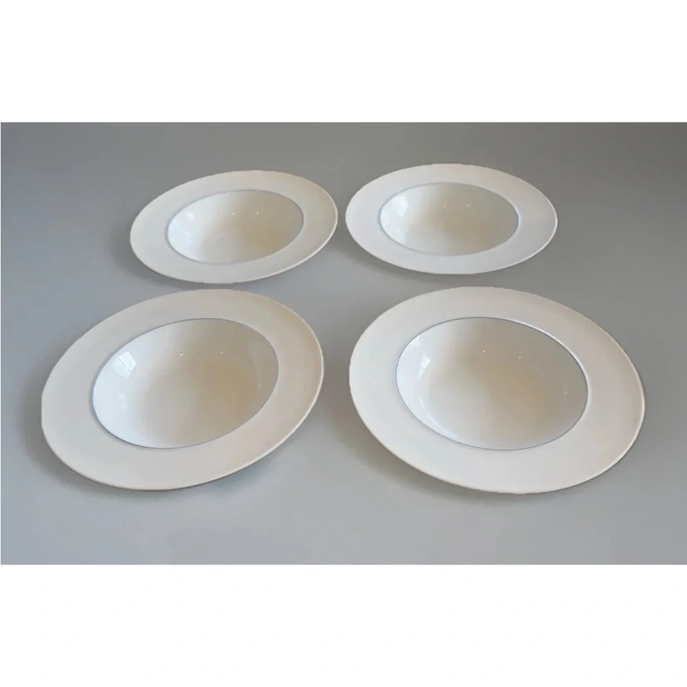 Crate & Barrel Epoch Blue Line 9.25